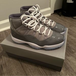 Air Jordan 11 “Cool Grey” size 9